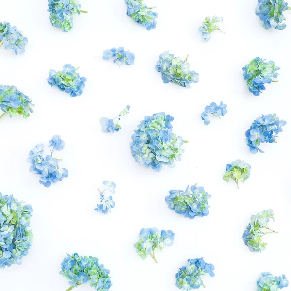 Blumenmuster Blauer Hortensienblüten Auf Weißem Hintergrund Flache Lage Draufsicht — Stockfoto