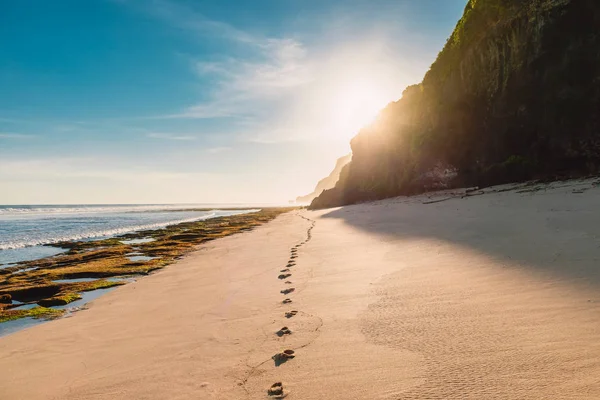 Tropisch Zandstrand Met Oceaan Hemel Zon Bali — Stockfoto