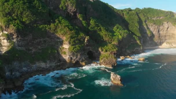 Increíble Acantilado Rocas Océano Azul Bali Vista Aérea — Vídeos de Stock
