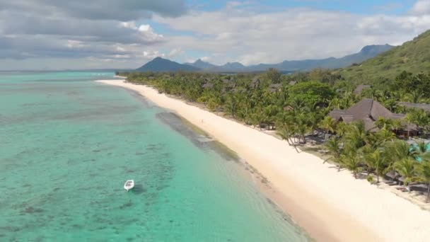 Luchtfoto Met Strand Morne Berg Mauritius Tropische Lagune — Stockvideo