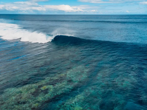 Mauritius Tropikal Okyanusta Mavi Sörf Dalgası Tek Gözün Havadan Görünümü — Stok fotoğraf