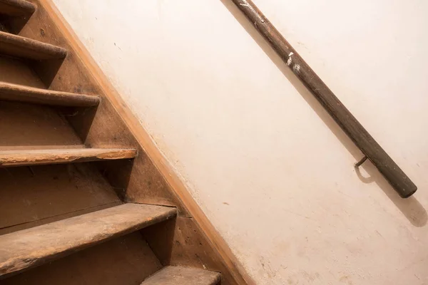 Viejas Escaleras Retro Sucias Ático Antigua Casa Campo — Foto de Stock