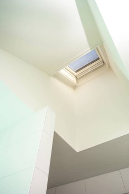 Plastik mansard veya ışıklık ile çevre dostu ve enerji verimli ısı yalıtımı Taşyünü tavan camına.