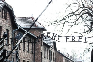 Auschwitz, Polonya Mart 12 2019 Auschwitz toplama kampı Arbeit macht frei giriş kapısı