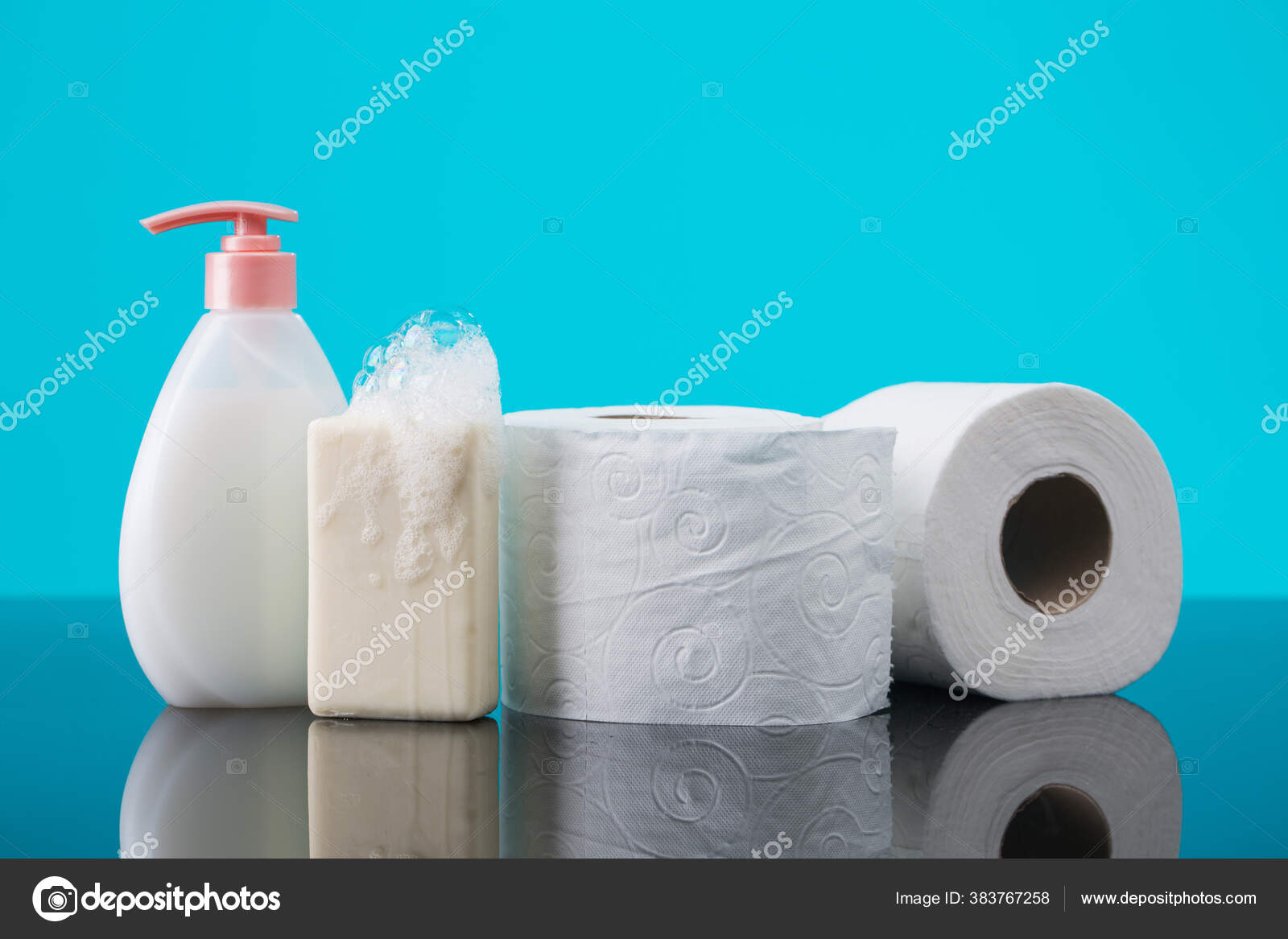 Soap Bar Liquid Soap Toilet Paper — Stock Photo © Retan 383767258