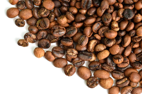 Rostade Kaffebönor Placeras Vit Bakgrund Brunett Rostade Kaffebönor — Stockfoto