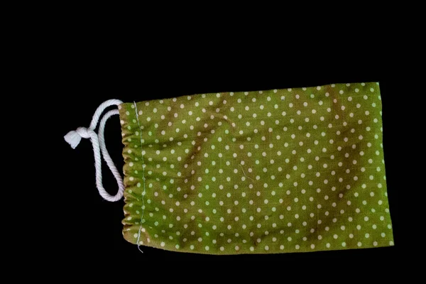 Sac Tissu Vert Pois Sur Fond Noir — Photo