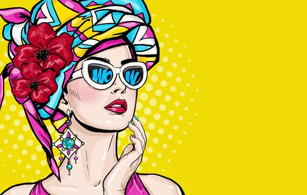 Mujer Pop Art Con Cara Guau Gafas Cogidas Mano Cerca — Foto de Stock