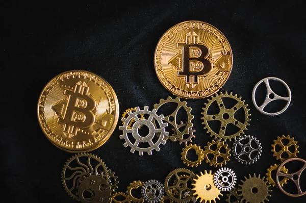 kaotik bir şekilde karanlık bir arka plan üzerinde Joe'ya ve madeni paralar bitcoin vardır