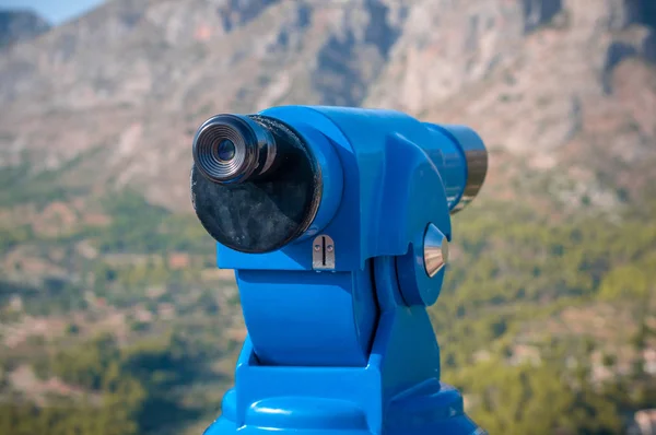 Binocular público panorámico azul para observar vista panorámica —  Fotos de Stock