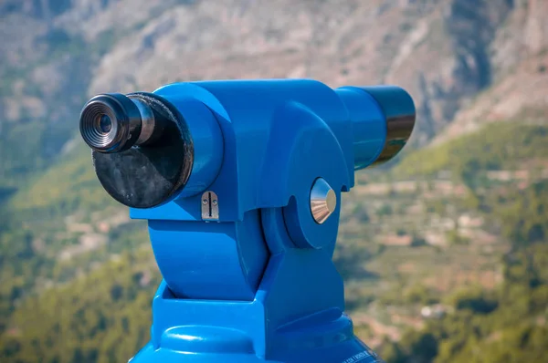 Binocular público panorámico azul para observar vista panorámica —  Fotos de Stock