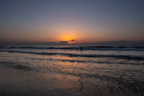 Bella Alba Sul Mar Mediterraneo Onde Calme — Foto Stock