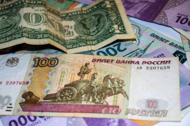 Farklı para birimlerinin notlarını ve sikkelerini yakından çek. Finans, iş, muhasebe ve zenginlik yönetimi sunumları için iyi