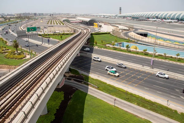 Vue Aéroport International Dubaï Terminal Station Métro Terminal Route Aéroport — Photo