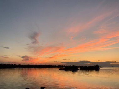 Akşamları güzel gökyüzü