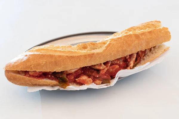 Sandwich Baguette Viande Avec Tomate Poivre — Photo