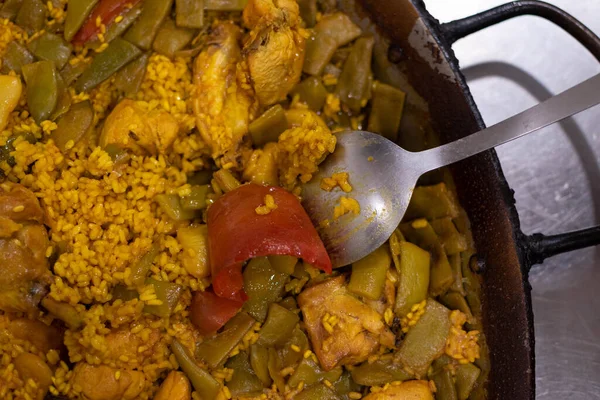 Paella Valenciana Com Frango Coelho Legumes — Fotografia de Stock