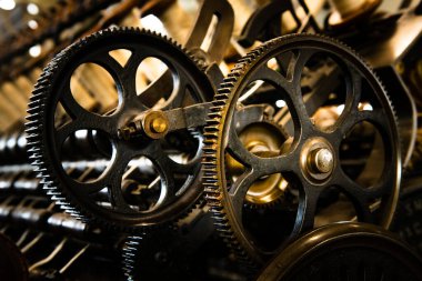 Tekerlek ve eski dönen makine