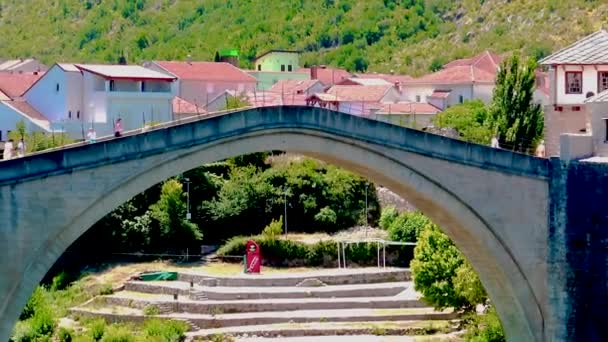 Mostar Bosnia Erzegovina Luglio 2020 Veduta Aerea Sul Famoso Ponte — Video Stock