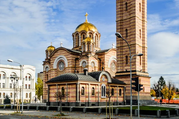 BANJALUKA, BOSNIA VE HERZEGOVINA: 12 Eylül 2017, Bosna-Hersek 'in başkenti Banja Luka' da bulunan Ortodoks Kurtarıcı İsa Katedrali.