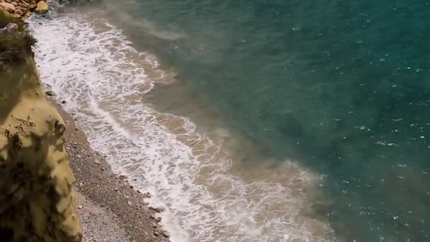 Sea Waves Crushing Gravel Shore Ibiza Spain — Stock Video