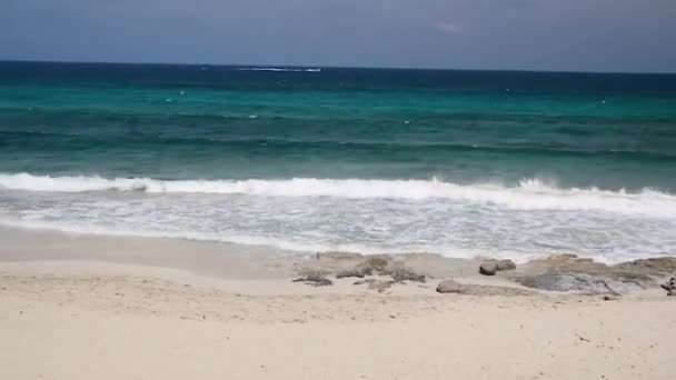 Waves Splashing Sandy Beach Formentera Spain — Stock Video