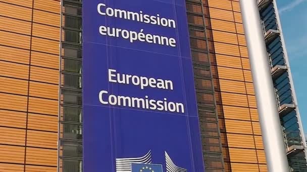 Bruselas Bélgica Noviembre 2018 Firma Comisión Europea Edificio Berlaymont Bruselas — Vídeo de stock