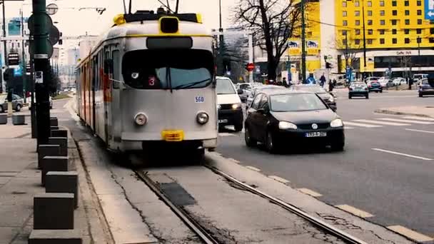 Sarajevo Bosnien Und Herzegowina November 2018 Eine Straßenbahn Fährt Sarajevo — Stockvideo