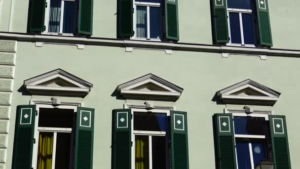 Ptuj Slovenia Ottobre 2019 Vecchia Casa Urbana Ristrutturata Dipinta Colore — Video Stock