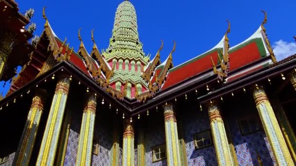 Bangkok Thailand December 2019 Stor Tempelbyggnad Inne Kungliga Slottet Bangkok — Stockvideo