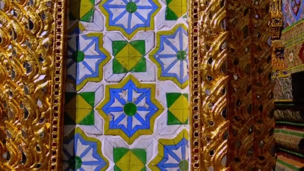泰国曼谷佛教模板的装饰细节 — 图库视频影像