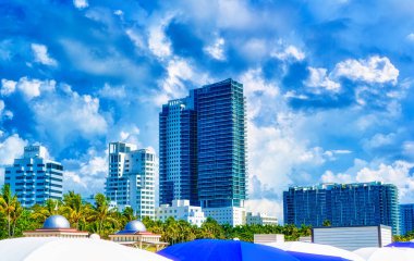 MIAMI BEACH, FLORIDA, ABD, 3 Mayıs 2019: Miami Beach, Florida, ABD 'deki popüler lüks otel.