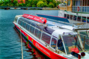 STOCKHOLM, SWEDEN, 16 Eylül 2019: Stockholm, İsveç limanına yanaşan yolcu gemisinden atlayın..