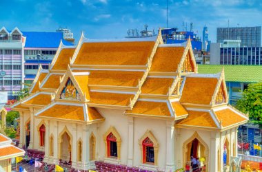 BANGKOK, THAILAND, 31 Aralık 2019: Bangkok, Tayland 'daki Budist tapınağının bir parçası olarak geleneksel tarz inşaatı.