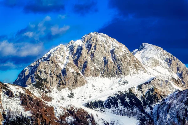 Panoramautsikt Över Populära Skidorter Vinterdagen Nassfeld Österrike — Stockfoto