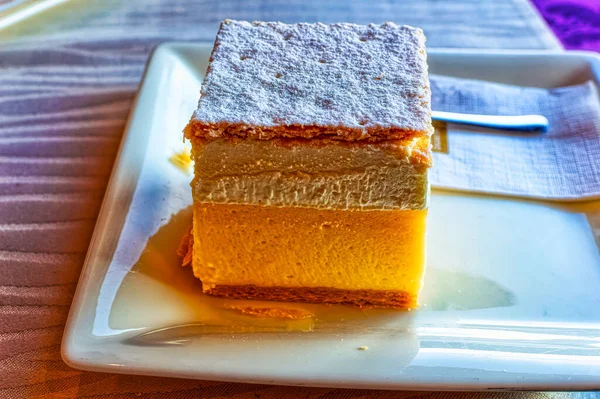 Bled Slovenia January 2019 Popular Creamy Cake Served Caffe Bar — 图库照片