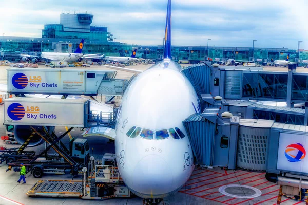 Frankfurt Main 2019 루프트한자에어 A380 800 프랑크푸르트 공항의 위치에서 준비중 — 스톡 사진