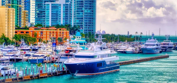 Miami Beach Florida Usa May 2019 View Yachts Docked Modern — Stock Photo, Image