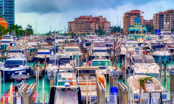 Miami Beach Florida Usa May 2019 View Yachts Docked Modern — Stock Photo, Image