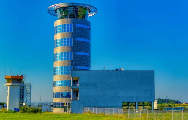 Banja Luka Bosnia Herzegovina Agosto 2019 Antigua Nueva Torre Control — Foto de Stock