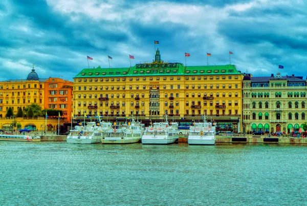 Stockholm Zweden September 2019 Sightseeings Boten Aangemeerd Voor Grand Hotel — Stockfoto