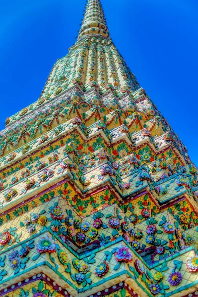Farbenfrohe Traditionelle Dekorationen Buddhistischen Tempelbauten Bangkok Thailand — Stockfoto