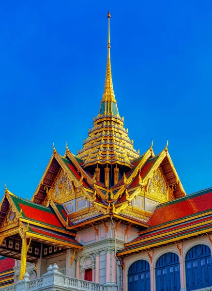 Bangkok Thailand Prosince 2019 Zlatě Natřené Objekty Uvnitř Královského Paláce — Stock fotografie