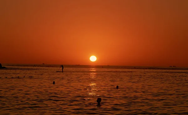 Beau Coucher Soleil Fin Chaude Journée Hiver Plage Phuket Thaïlande — Photo