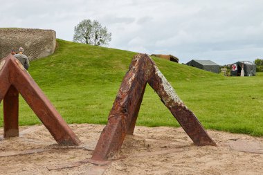 Dragon diş Tank tuzak bir savaş alanında Dünya Savaşı 2