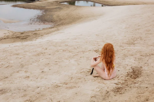 Red Haired Girl Swimsuit Sitting Shore Reservoir Hot Summer Day — Stock Photo, Image