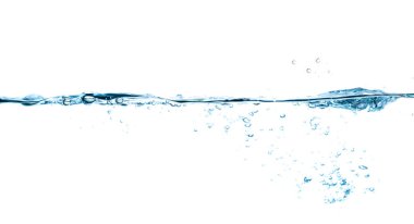 Beyaz arkaplanda su sıçraması ve kabarcıklar izole.