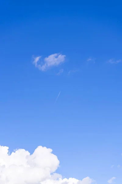 Niebieski Altocumulus Chmura Tło Niebo Sezonie Letnim — Zdjęcie stockowe