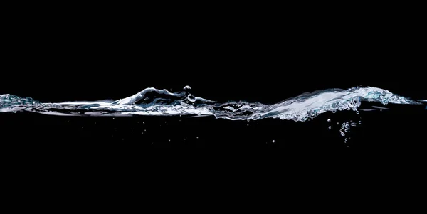 Water Drinken Watergolf Plons Geïsoleerde Zwarte Achtergrond — Stockfoto