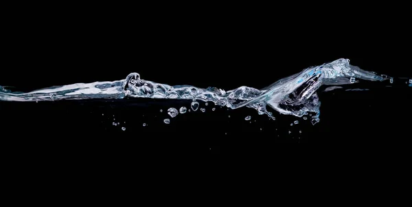 Water Drinken Watergolf Plons Geïsoleerde Zwarte Achtergrond — Stockfoto